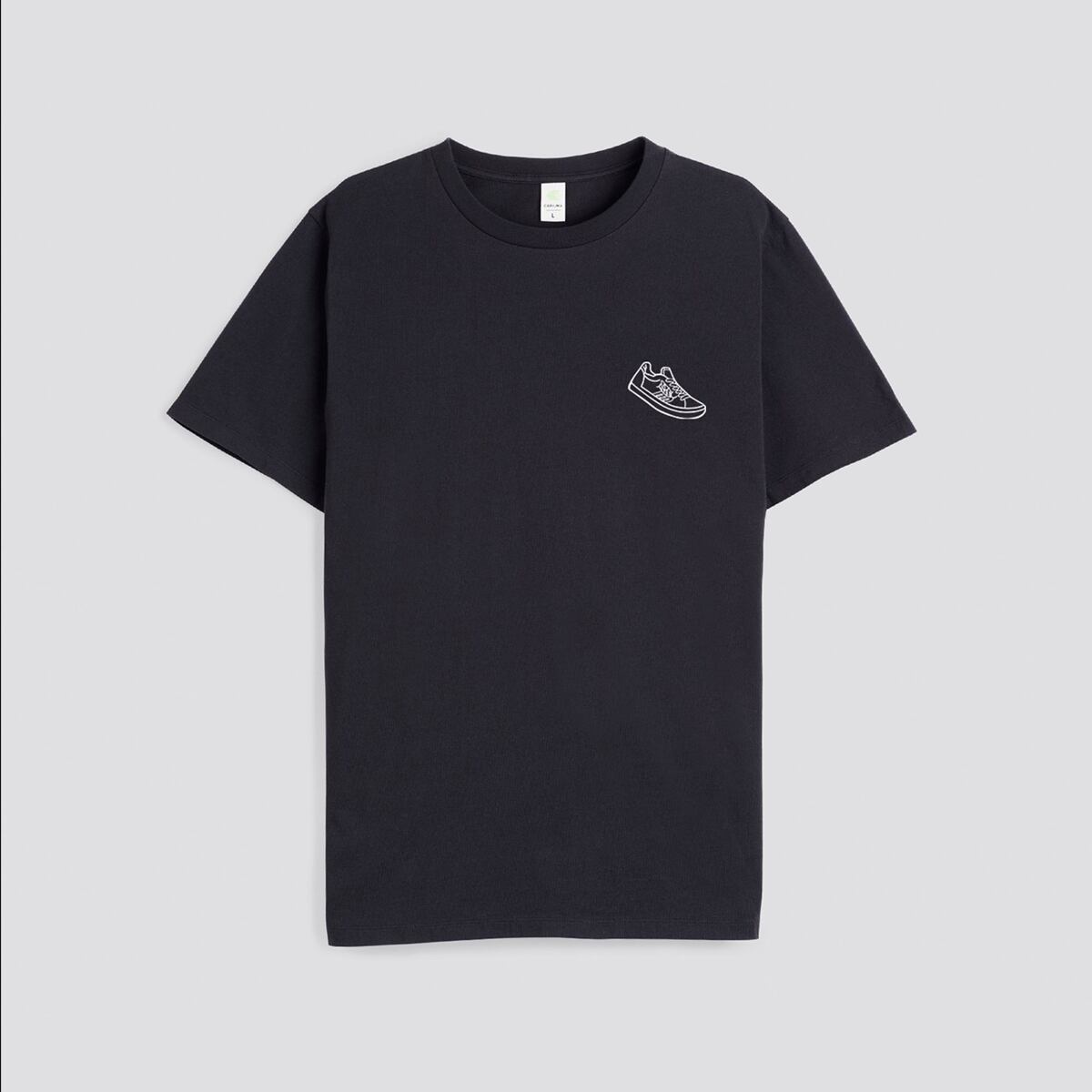 Levně Cariuma T-Shirt Care for your People Black L