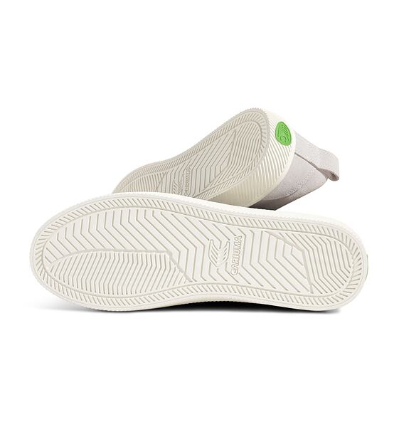 Pánské volnočasové boty Cariuma OCA Low Vintage White Suede Sneaker
