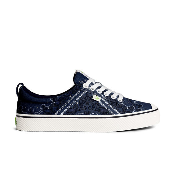 Pánské volnočasové boty Cariuma OCA Low Navy Bandana Canvas Sneaker