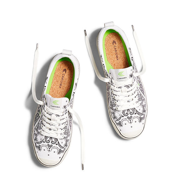 Pánské volnočasové boty Cariuma OCA Low Off-White Bandana Canvas Sneaker