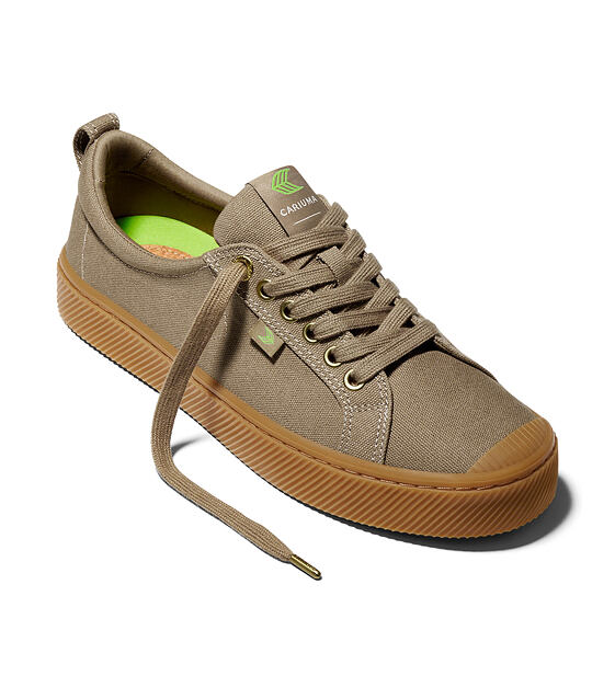 Pánské volnočasové boty Cariuma OCA Low Gum Burnt Sand Canvas Sneaker
