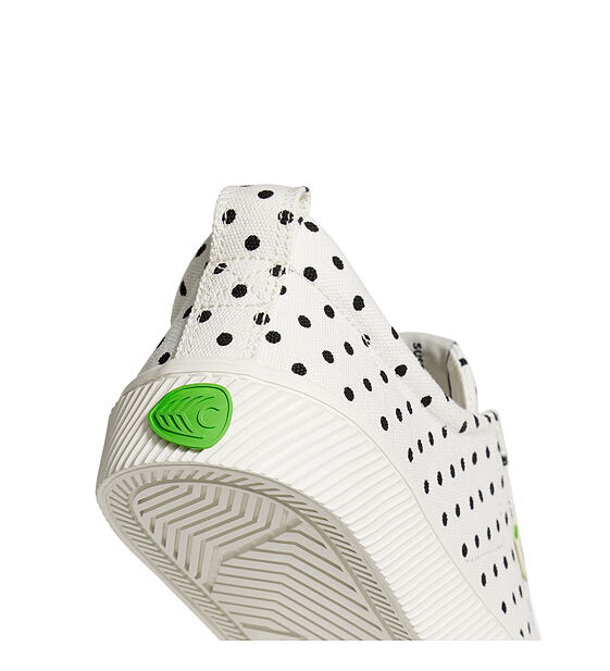 Pánské volnočasové boty Cariuma OCA Low White Canvas Black Polka Dots Sneaker