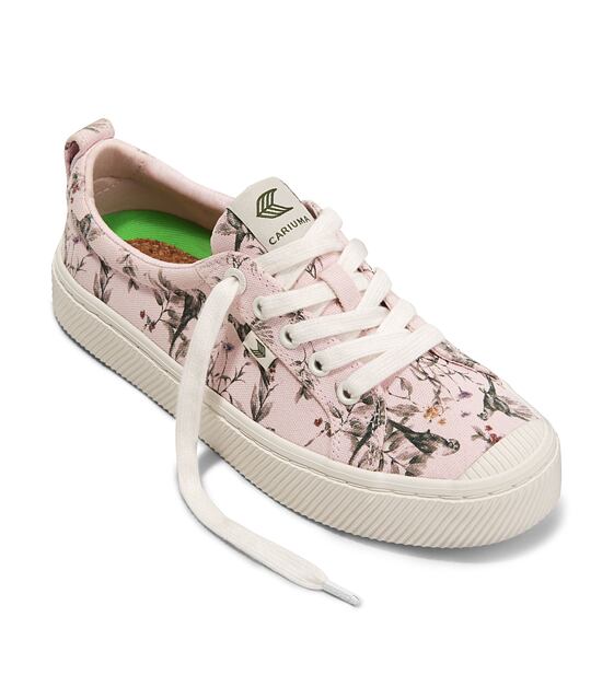 Pánské volnočasové boty Cariuma OCA Low Pale Lilac Parrot Print Canvas Sneaker